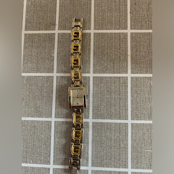 Authentic GUESS Watch Silver and Gold - Picture 1 of 3